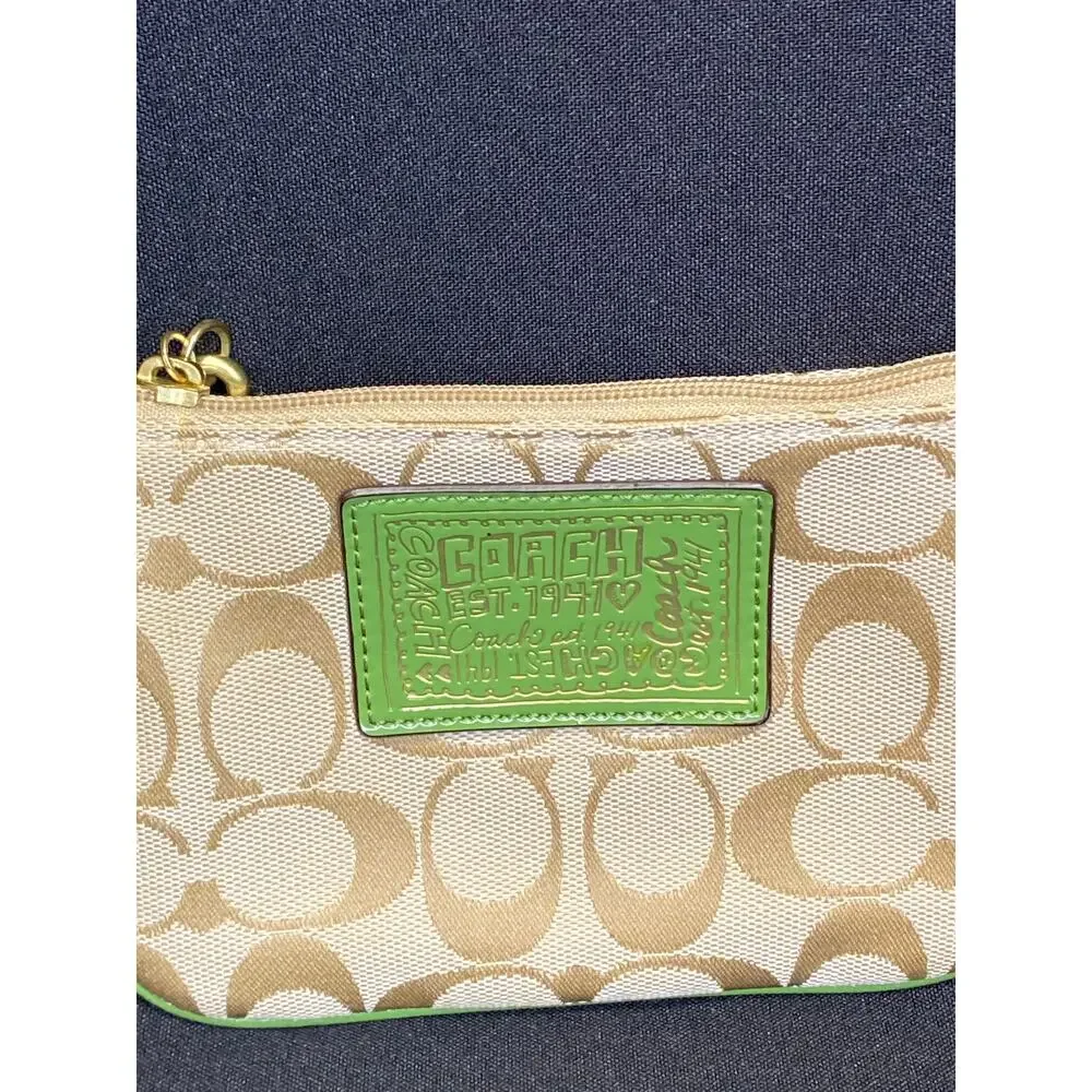 COACH SIGNATURE WRISTLET Grass Khaki Canvas Zip Pouch Wallet 6.5 Inch